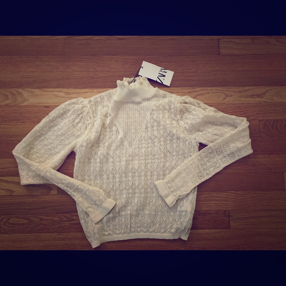 Cute lace Zara top